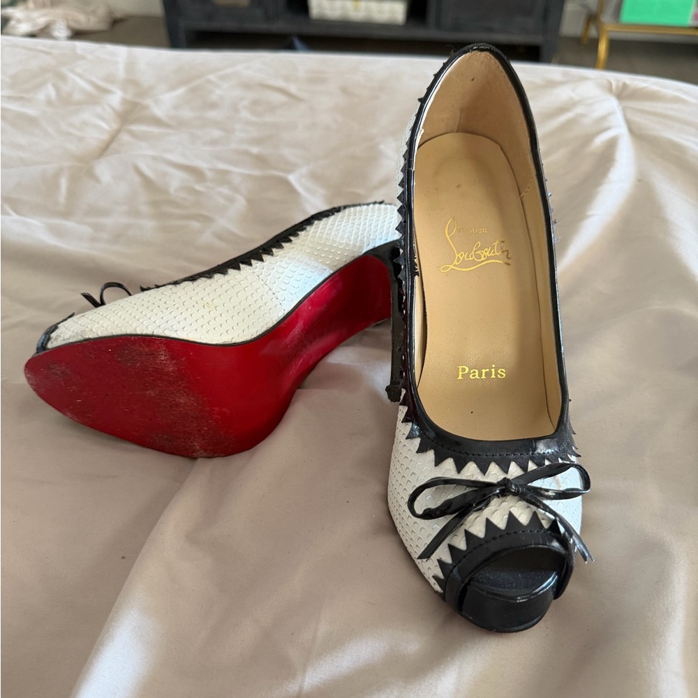 Christian Louboutin White and Black Peep-Toe Pumps with Red Sole Vintage